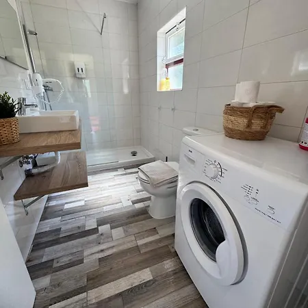 Nyaraló Quintinha Vale Dos Pinheiros